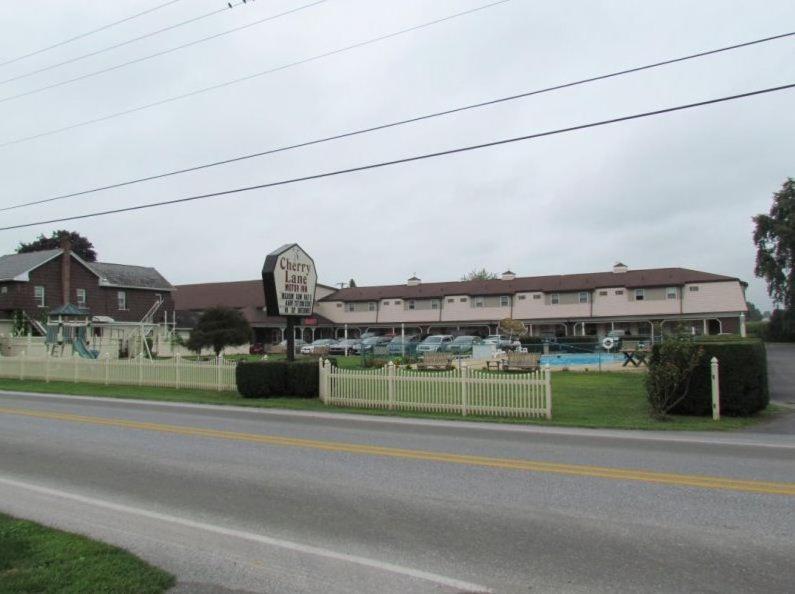 Cherry Lane Motor Inn Amish Country Ронкс Экстерьер фото