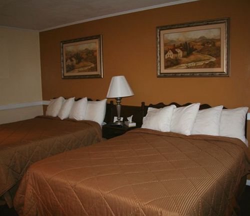 Cherry Lane Motor Inn Amish Country Ронкс Экстерьер фото